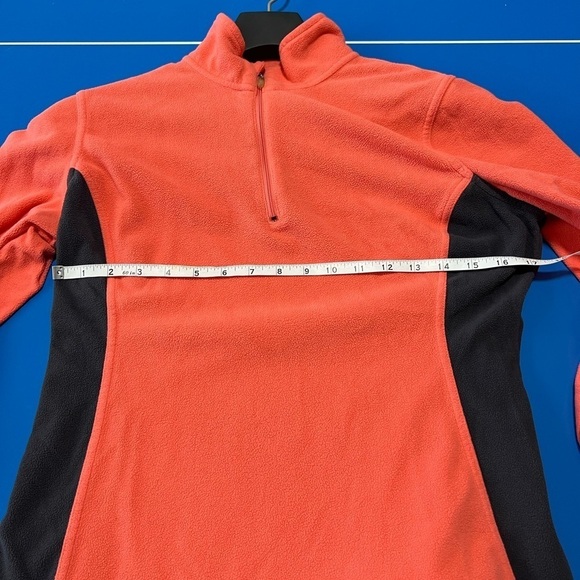 Champion Quarter Zip Fleece. Size Small. Great Condition. - Picture 5 of 6